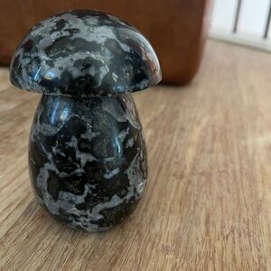 Mystic Merlinite Medium Mushroom